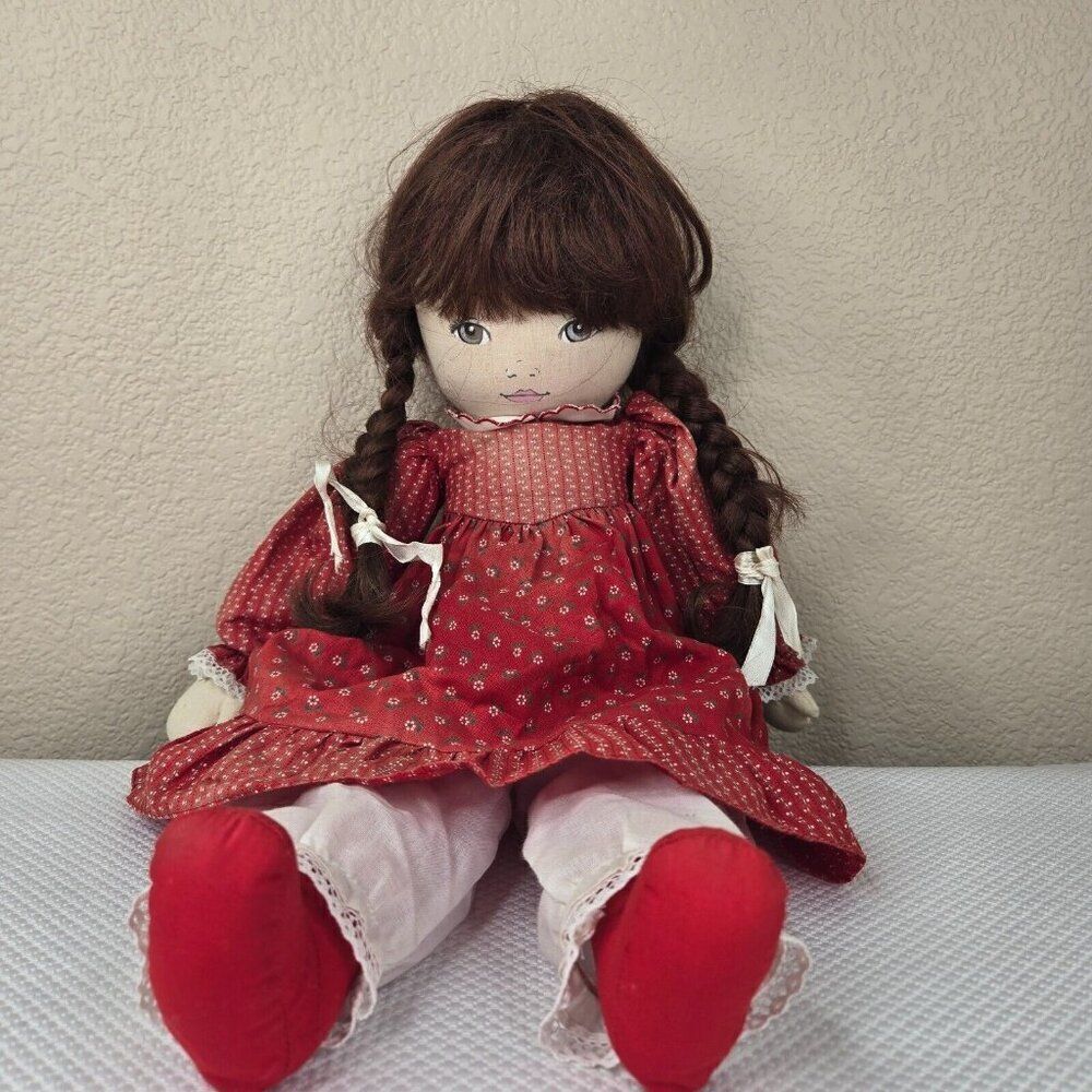 Vintage 80s Pauline Bjonnes Jacobsen Cloth Doll Painted Face Brunette Braids